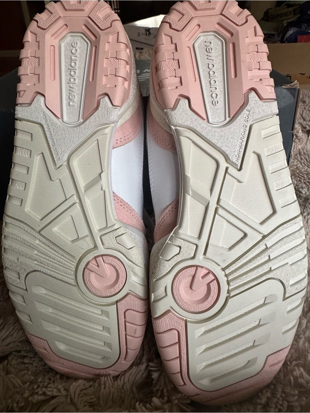 New Balance 550s youth 5.5/womens 7 White and Blush Pink Low-Top Sneakers - Picture 2 of 4
